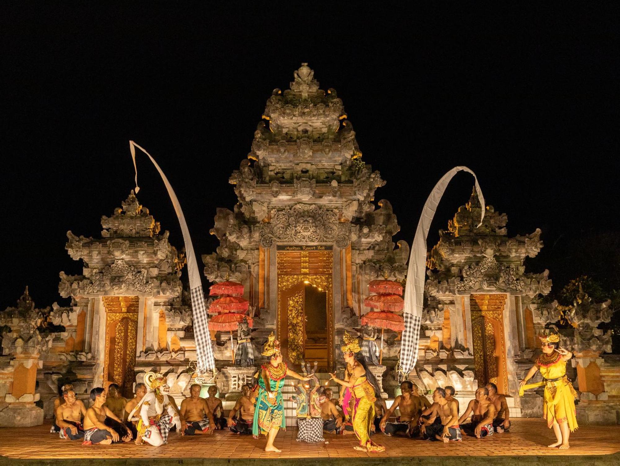 Ayodya Resort Bali Nusa Dua  Bagian luar foto The Ramayana Ballet at Prambanan temple